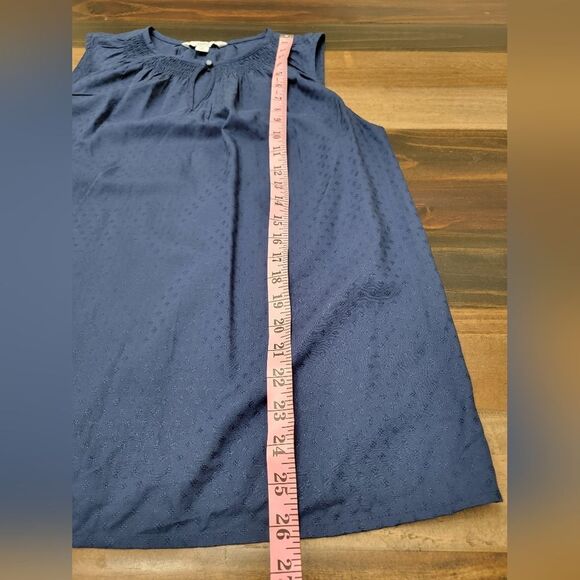 Croft and Barrow Navy Blue Sleeveless Top Front Keyhole 100% Rayon Size M - Picture 5 of 8